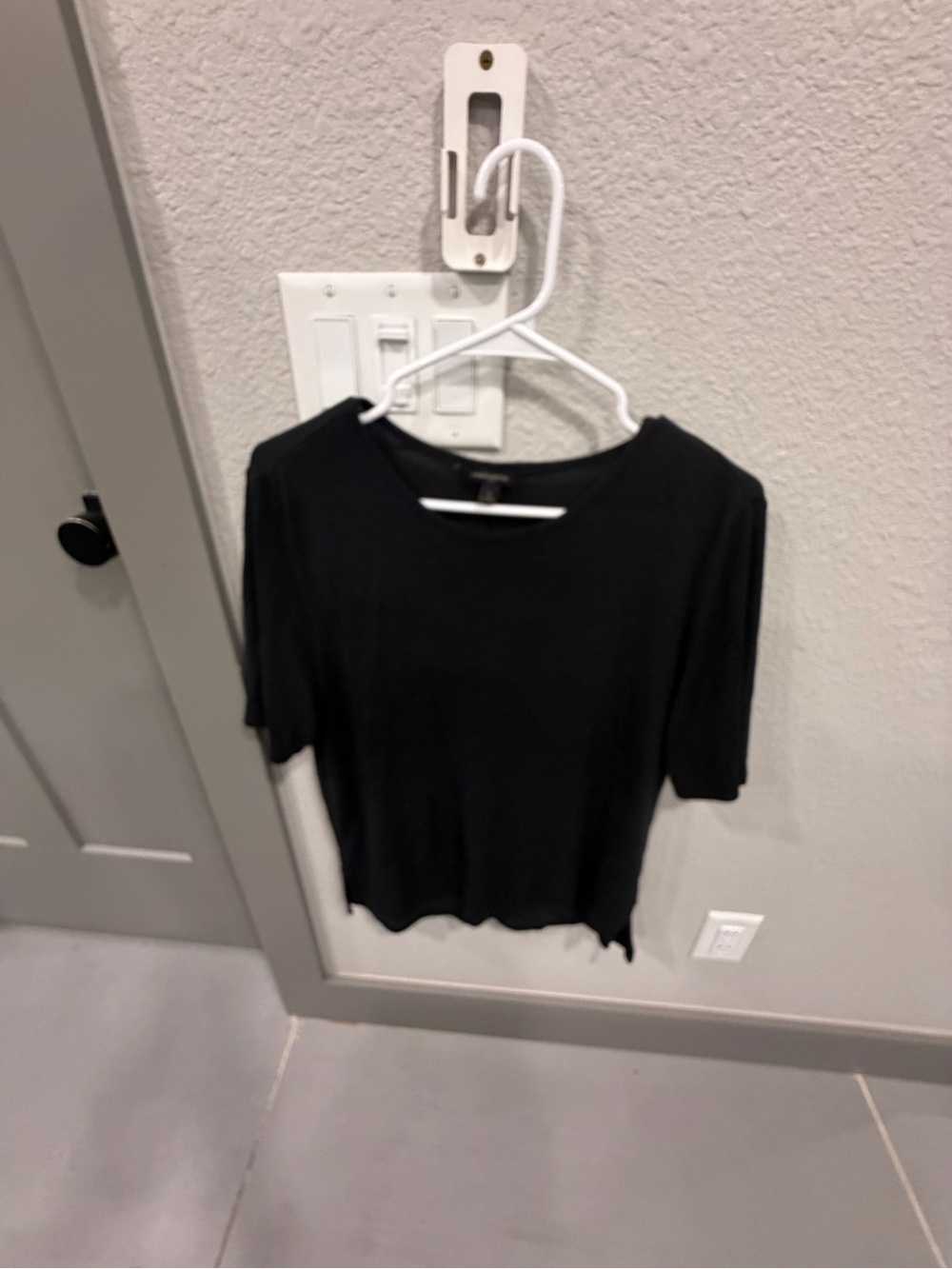 Banana Republic Black Short Sleeve Crewneck Top